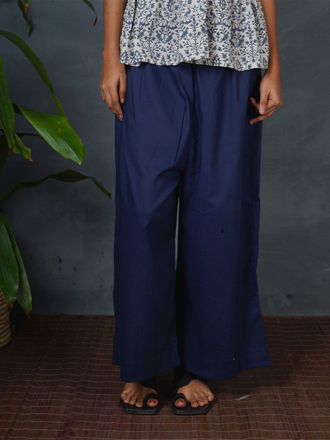 Chidiyaa Beneath The Monsson Sky Women Strom-kissed Smart Flared Palazzos