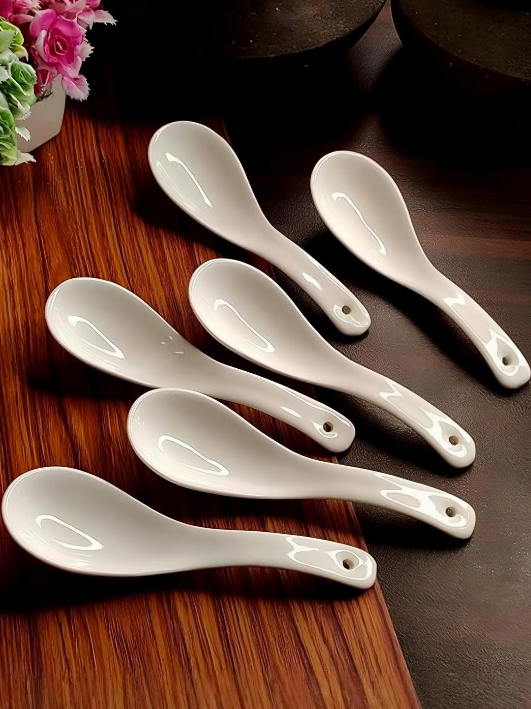 Vemlons White Ceramic Soup Spoon