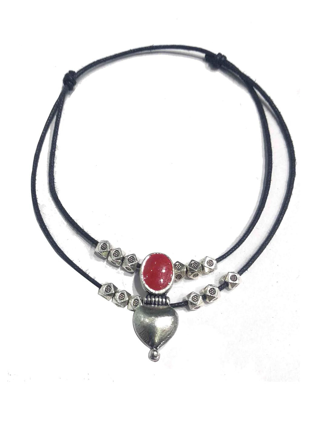 gurjari jewellers Artificial Stones & Beads Black Thread Anklet