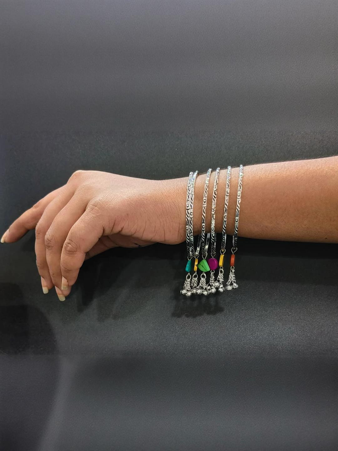 gurjari jewellers Set of 6 Silver Oxidised Turquoise Beads Charm With Gungru Bangle