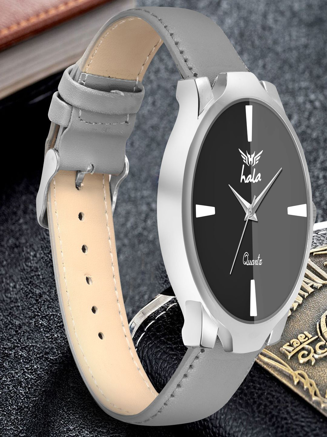 Hala Men Solid Oval Regular Casual Analogue Watch Comes With Bracelet - Miller