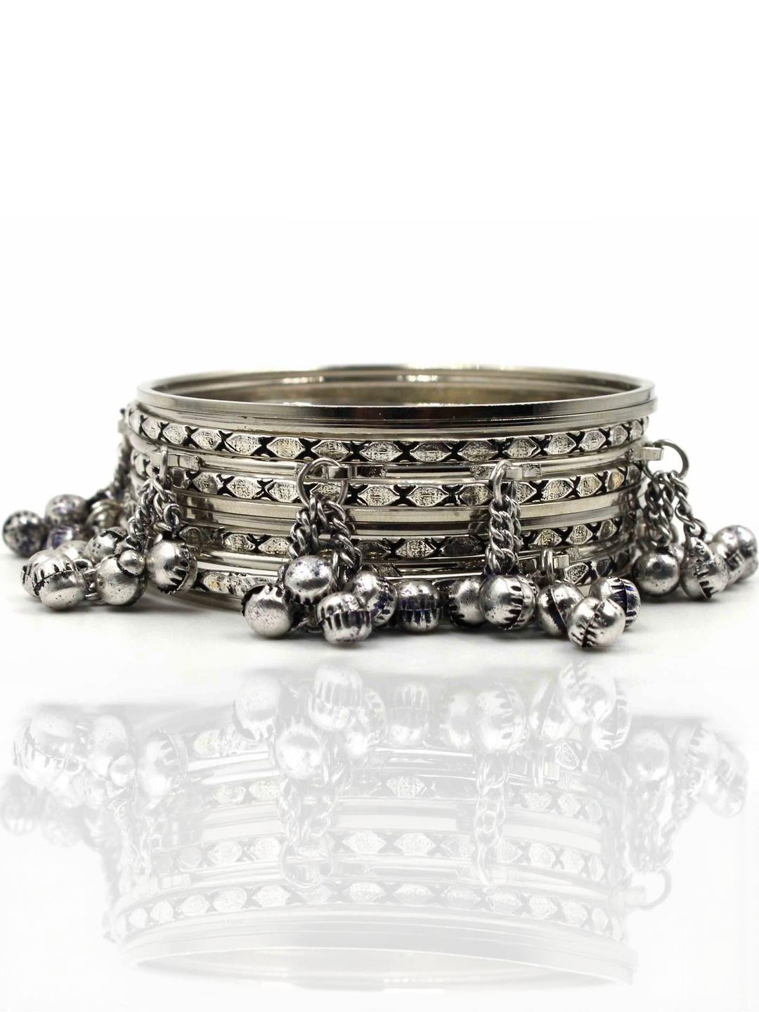 gurjari jewellers 1Pc Women Silver Toned Bangle