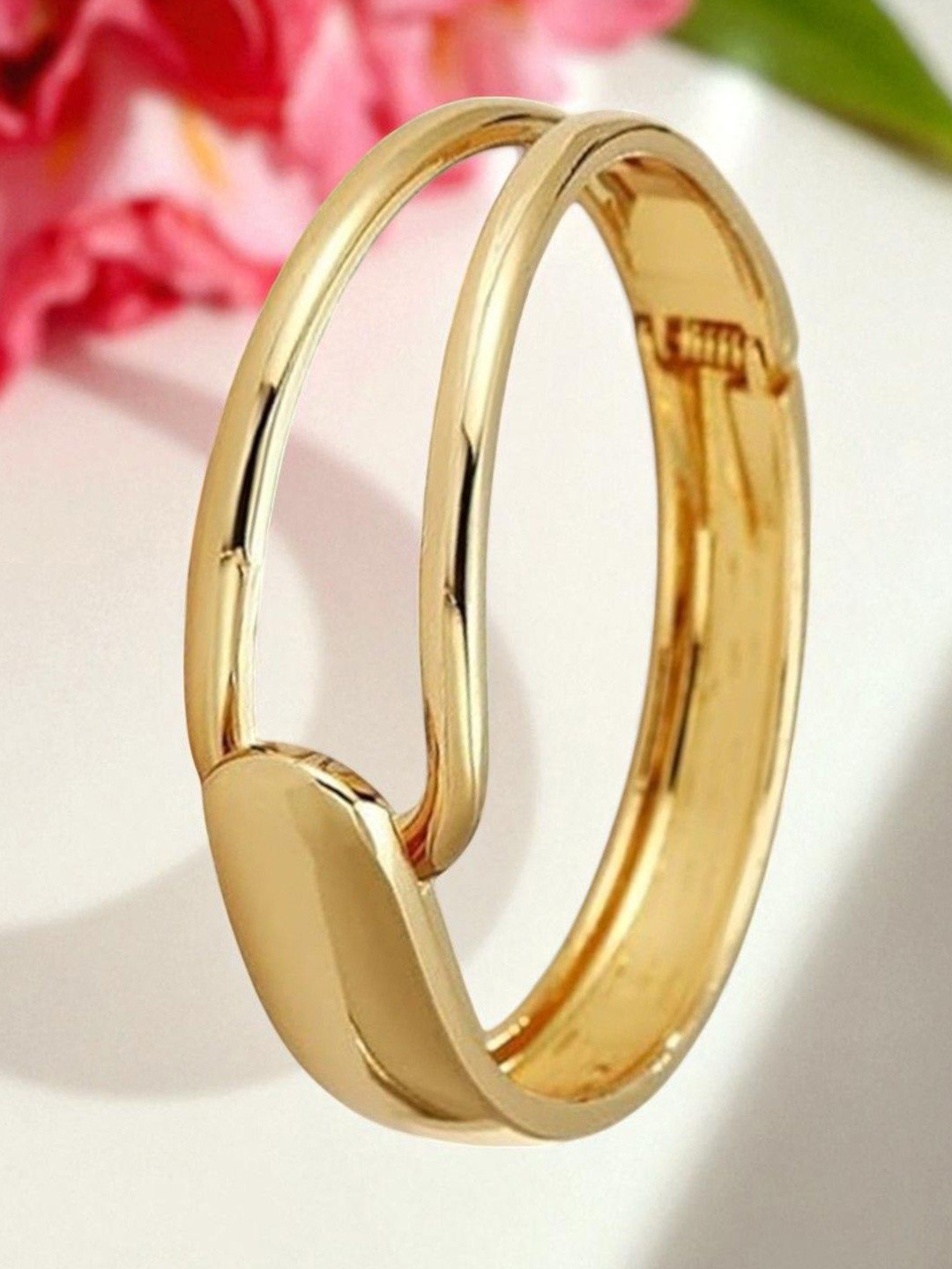 fabula Women Cuff Bracelet