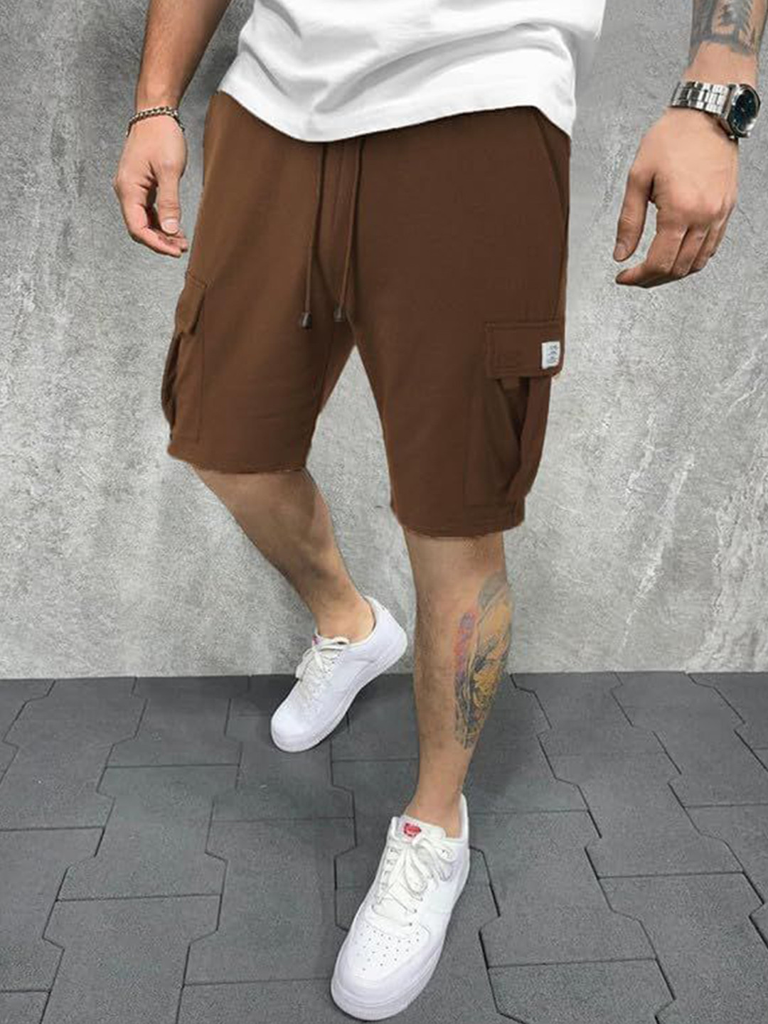 Q-rious Men High-Rise Cargo Shorts