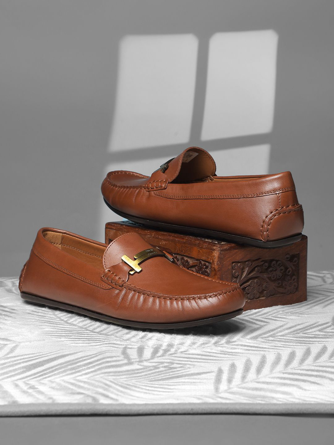 Hush Puppies Men Round Toe Buckle Loafers