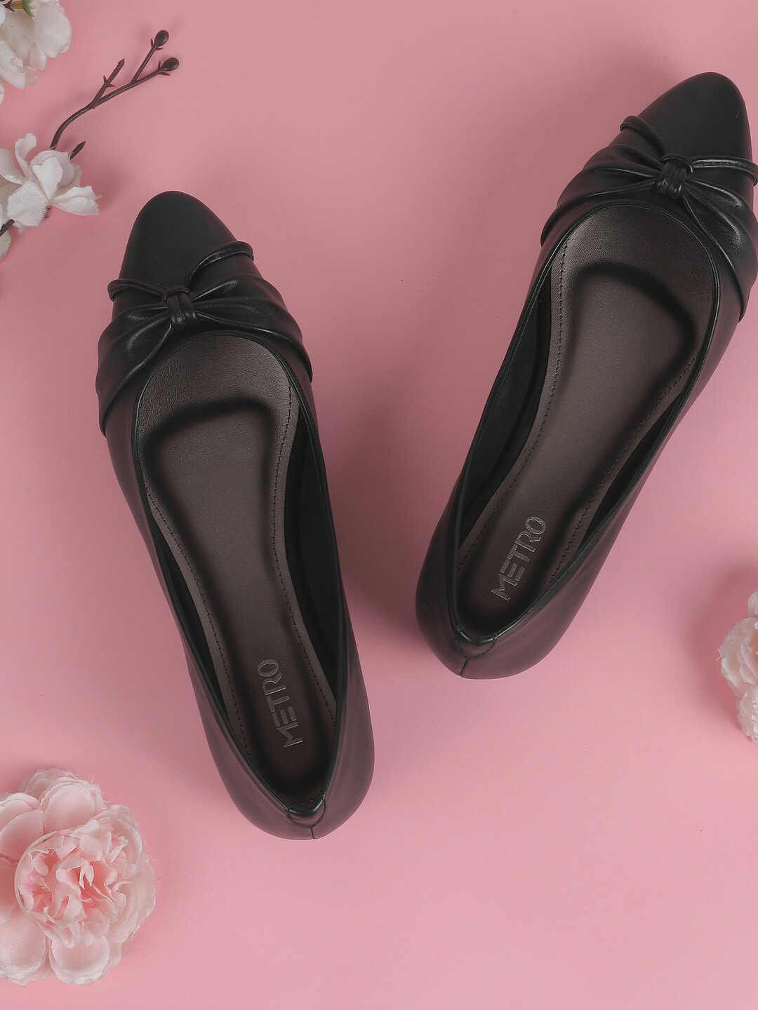 Metro Women Pointed-Toe Ballerinas