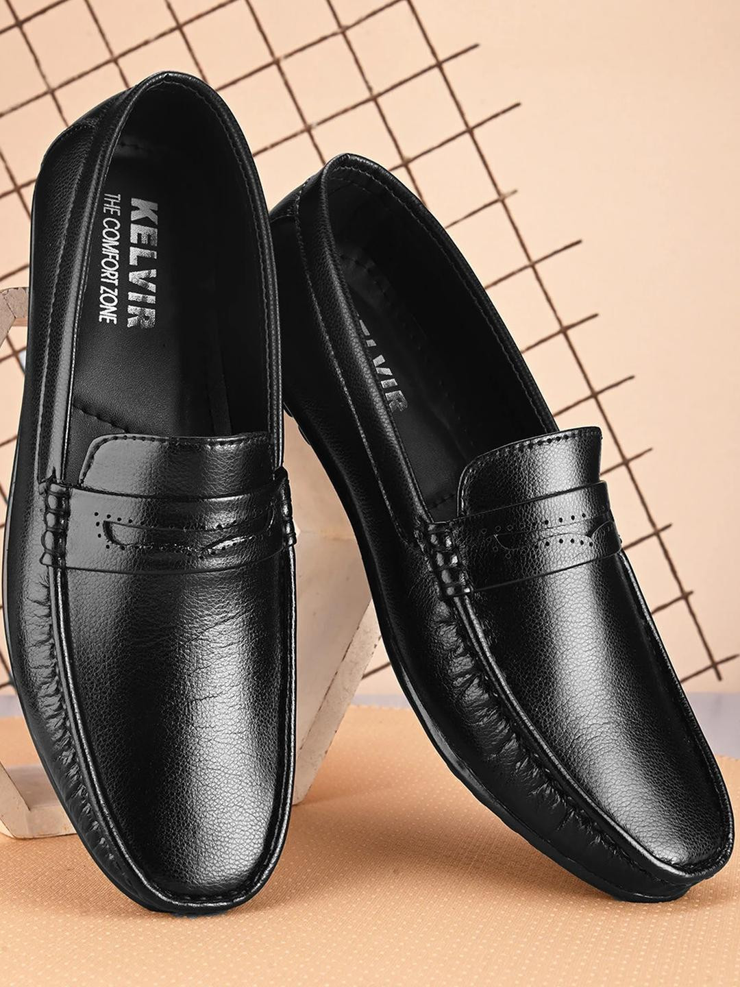 FUNNY FIRE Men Black Leather Loafers