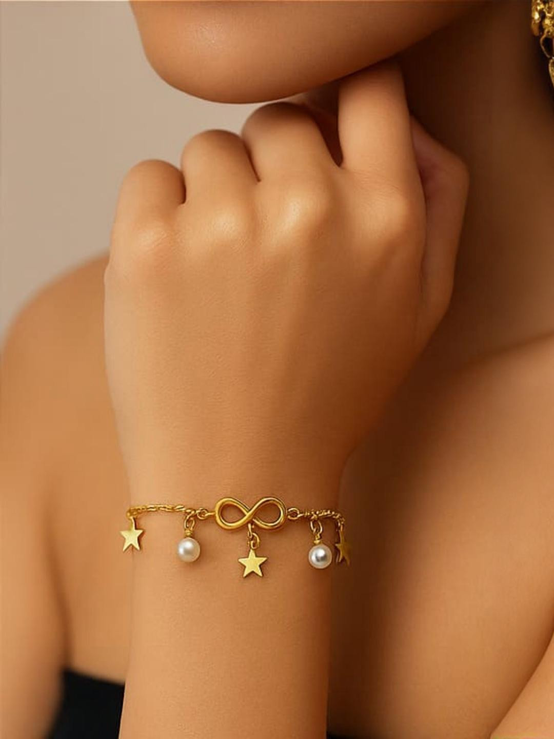 ISHTAARA Women Gold-Plated Charm Bracelet