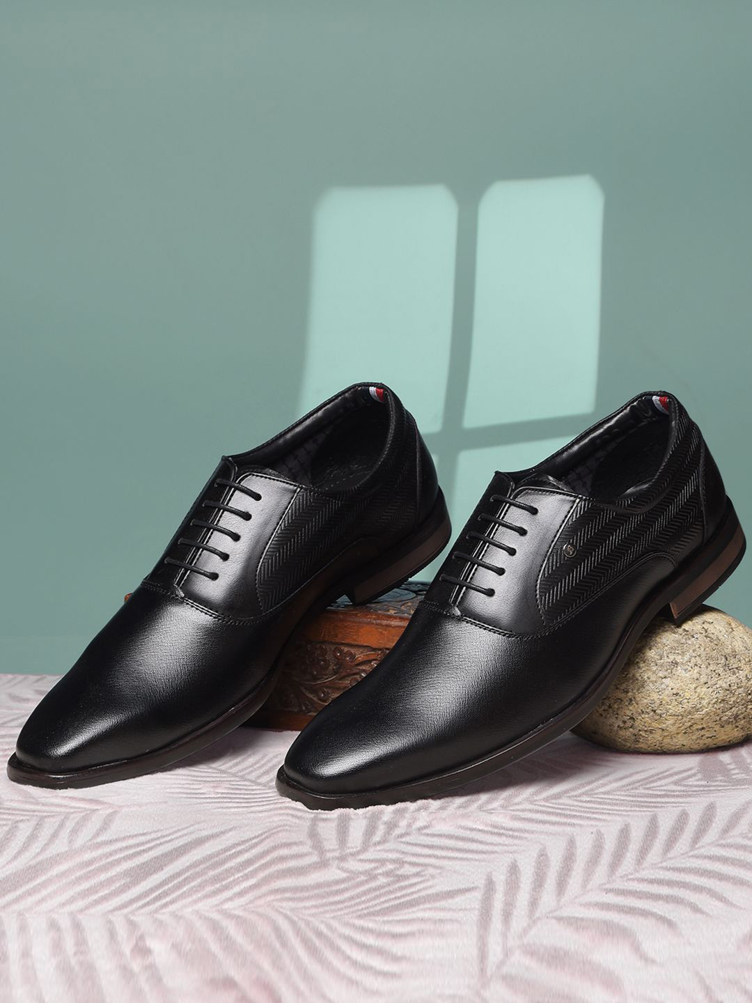 Bata Men Lace-Up Formal Oxford Shoes