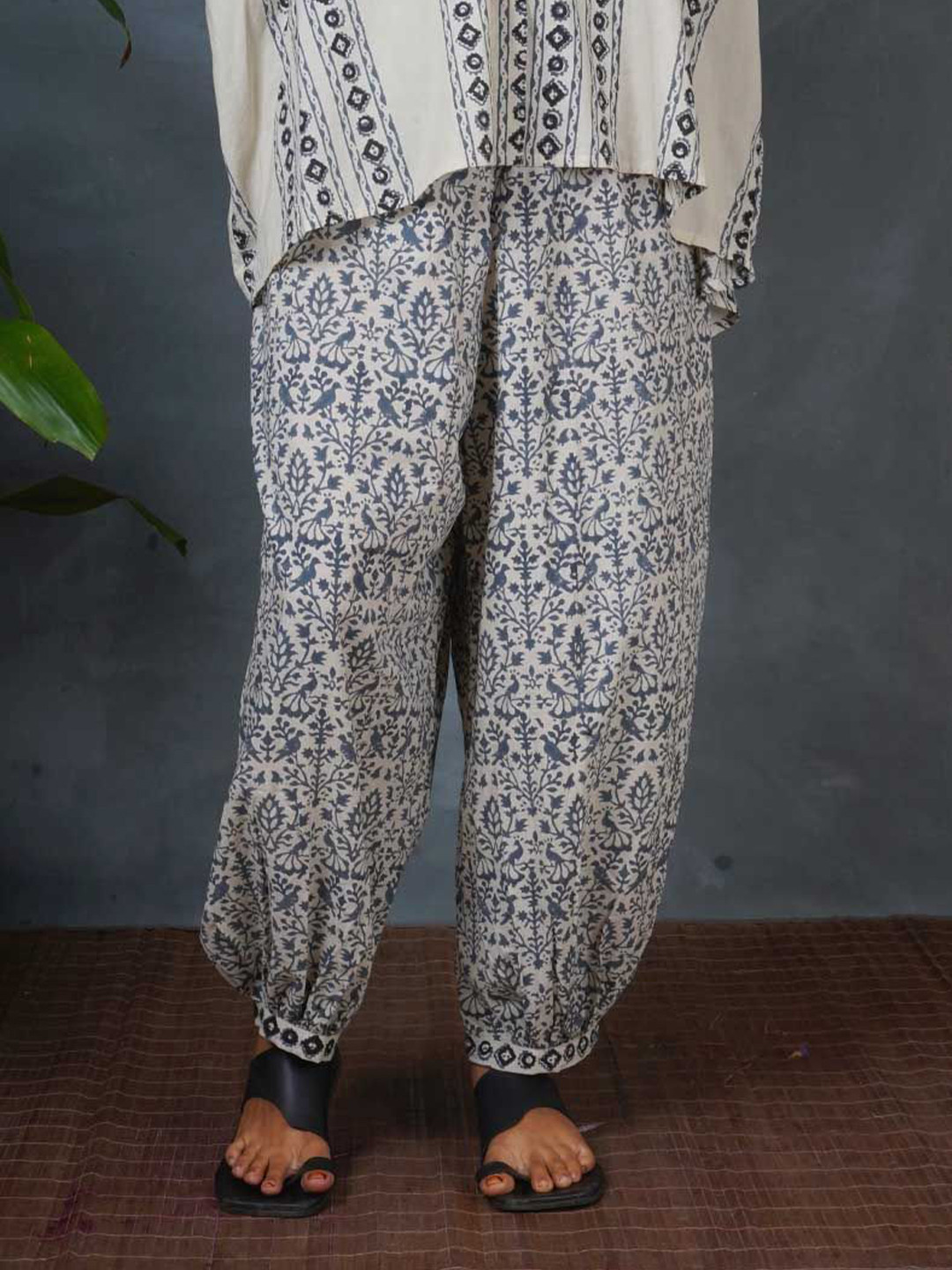 Chidiyaa Women BMS Chalk Mist Ivory Block Printed Pants