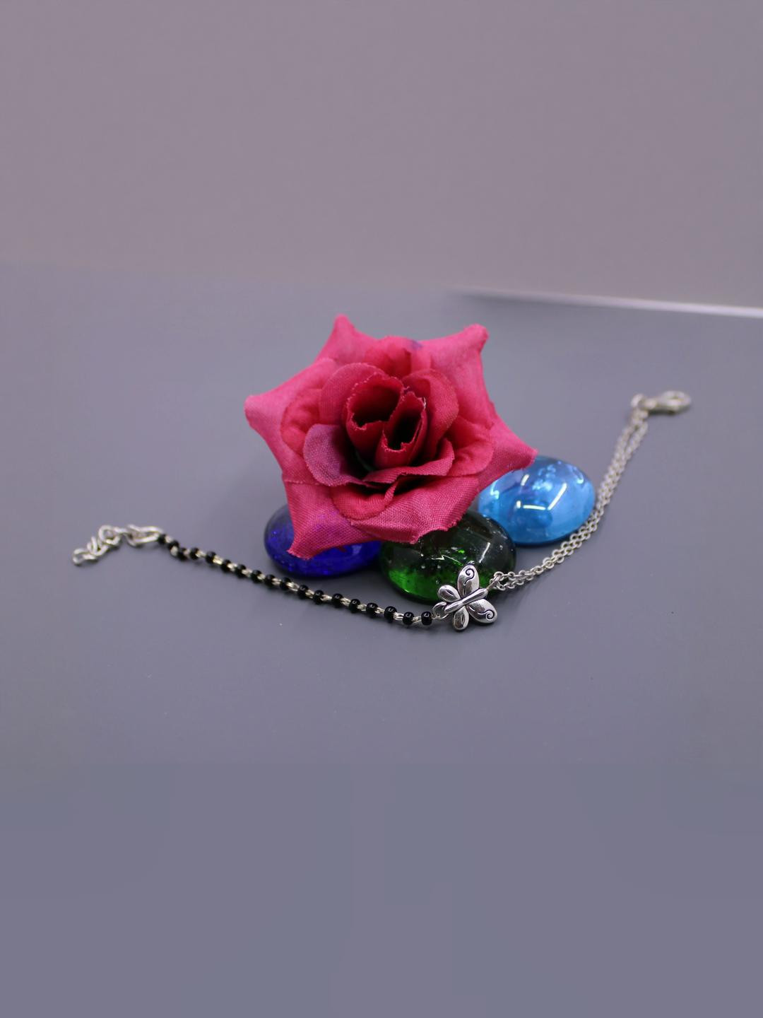 gurjari jewellers Women Wraparound Bracelet