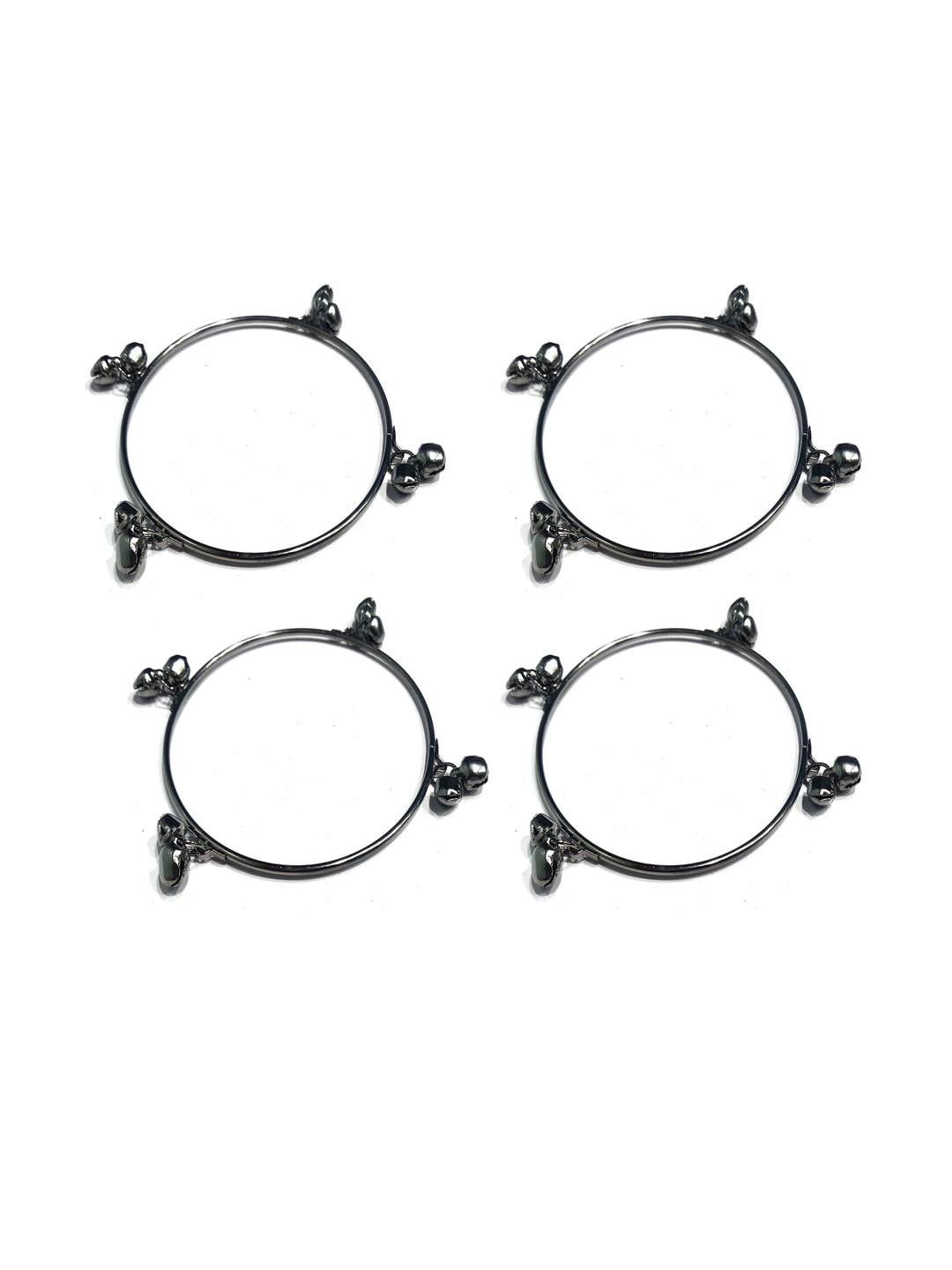 gurjari jewellers Women Silver Oxidised 4 Bangles Set