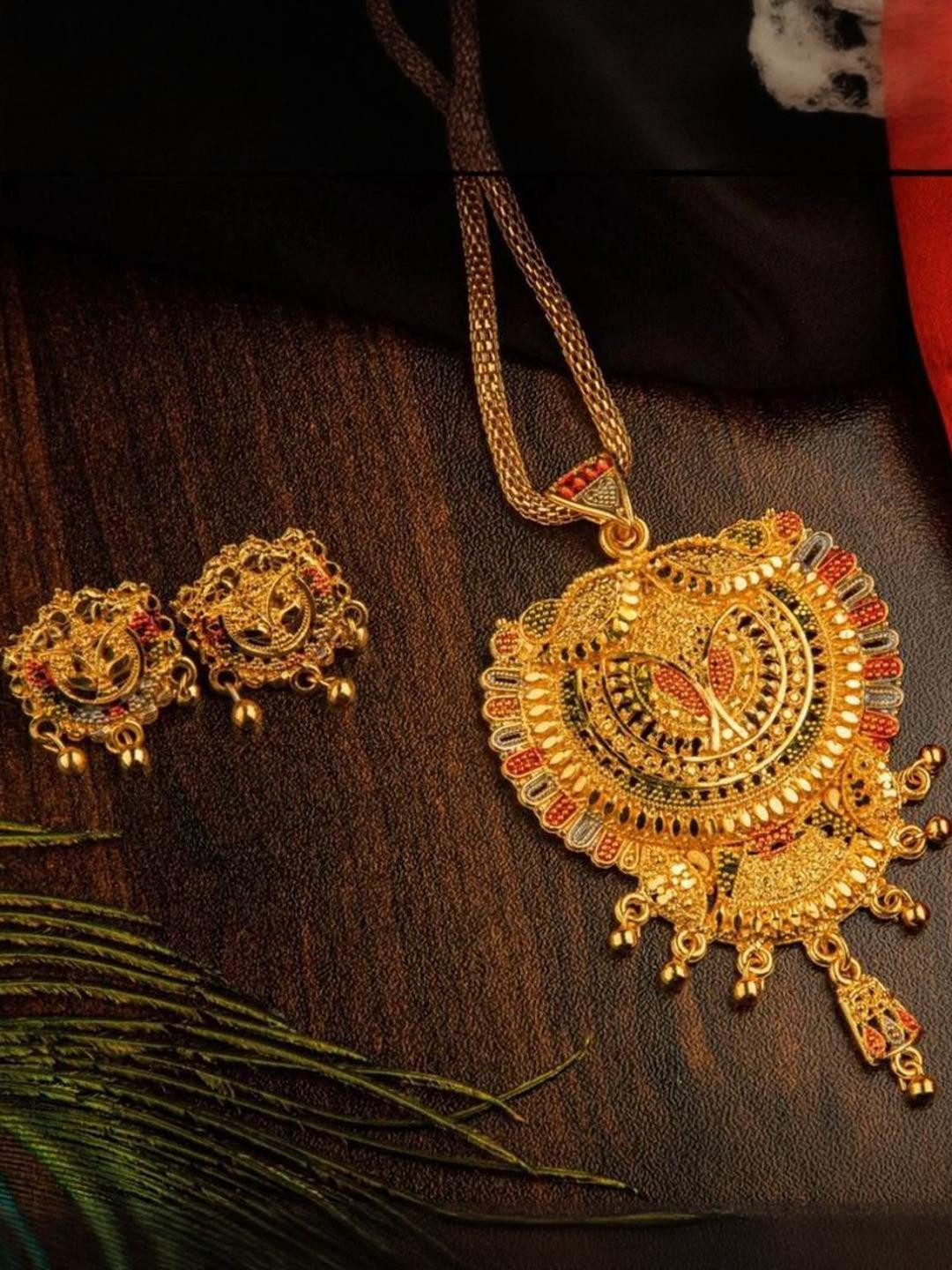 Bhanu diam Women Gold-plated Metal Jewellery Set