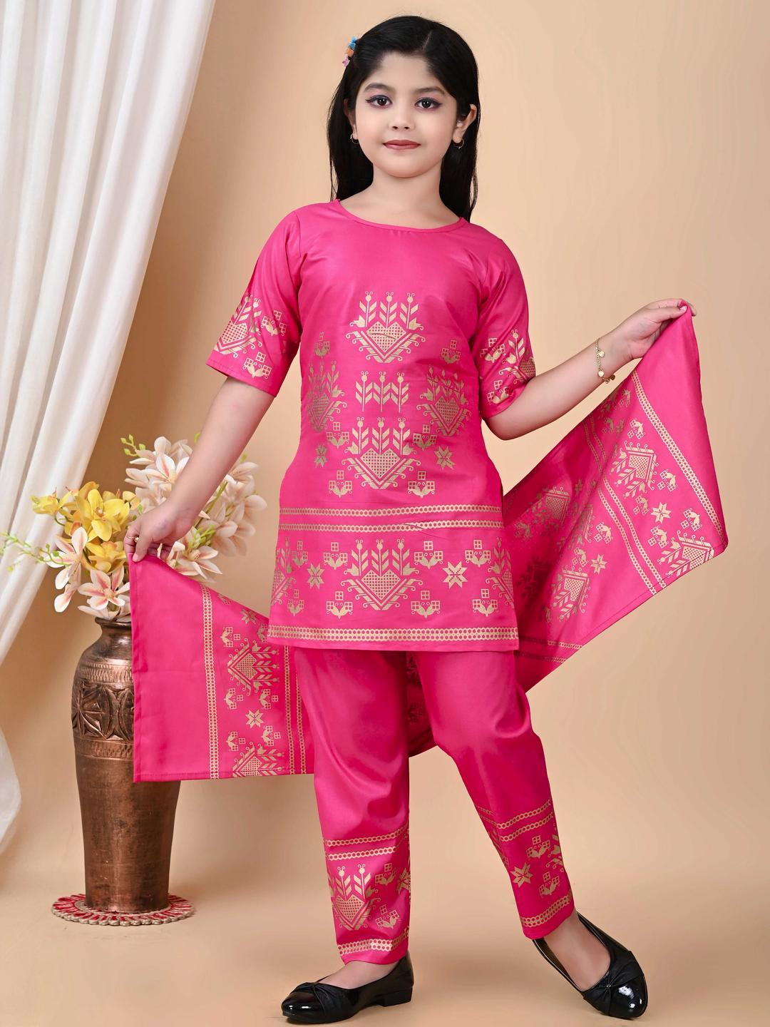 NFashion Girls Kurta Sets