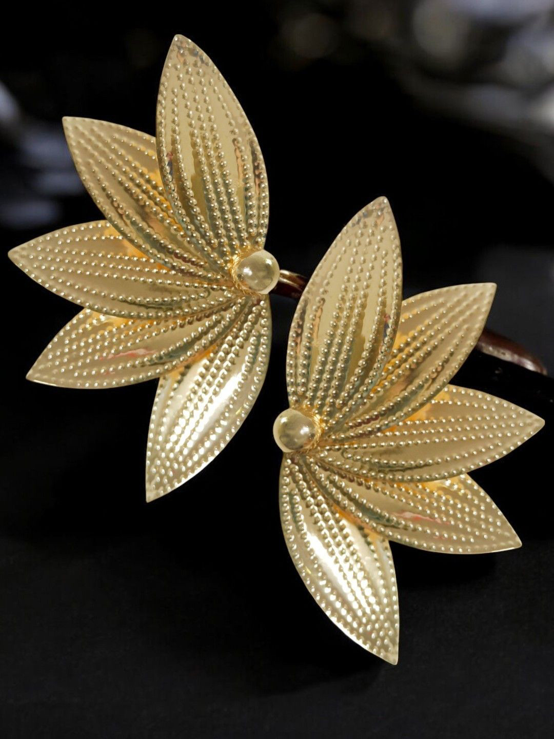 fabula Leaf Shaped Statement Look Drop Earrings