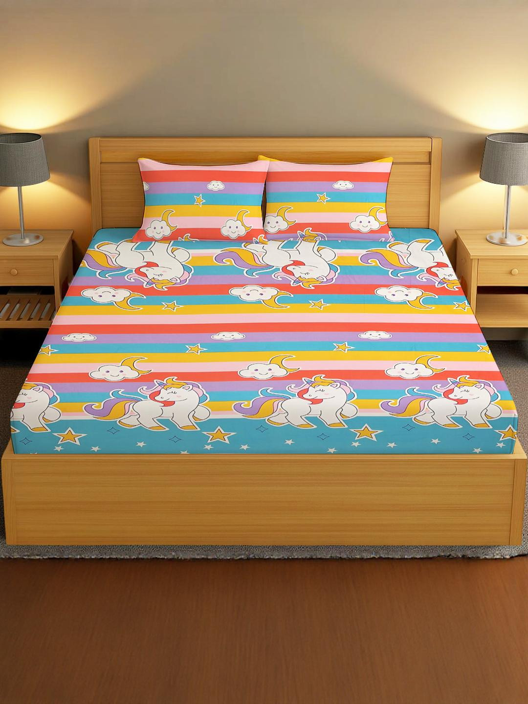 IVAZA Red Floral 350 TC Queen Bedsheet with 2 Pillow Covers
