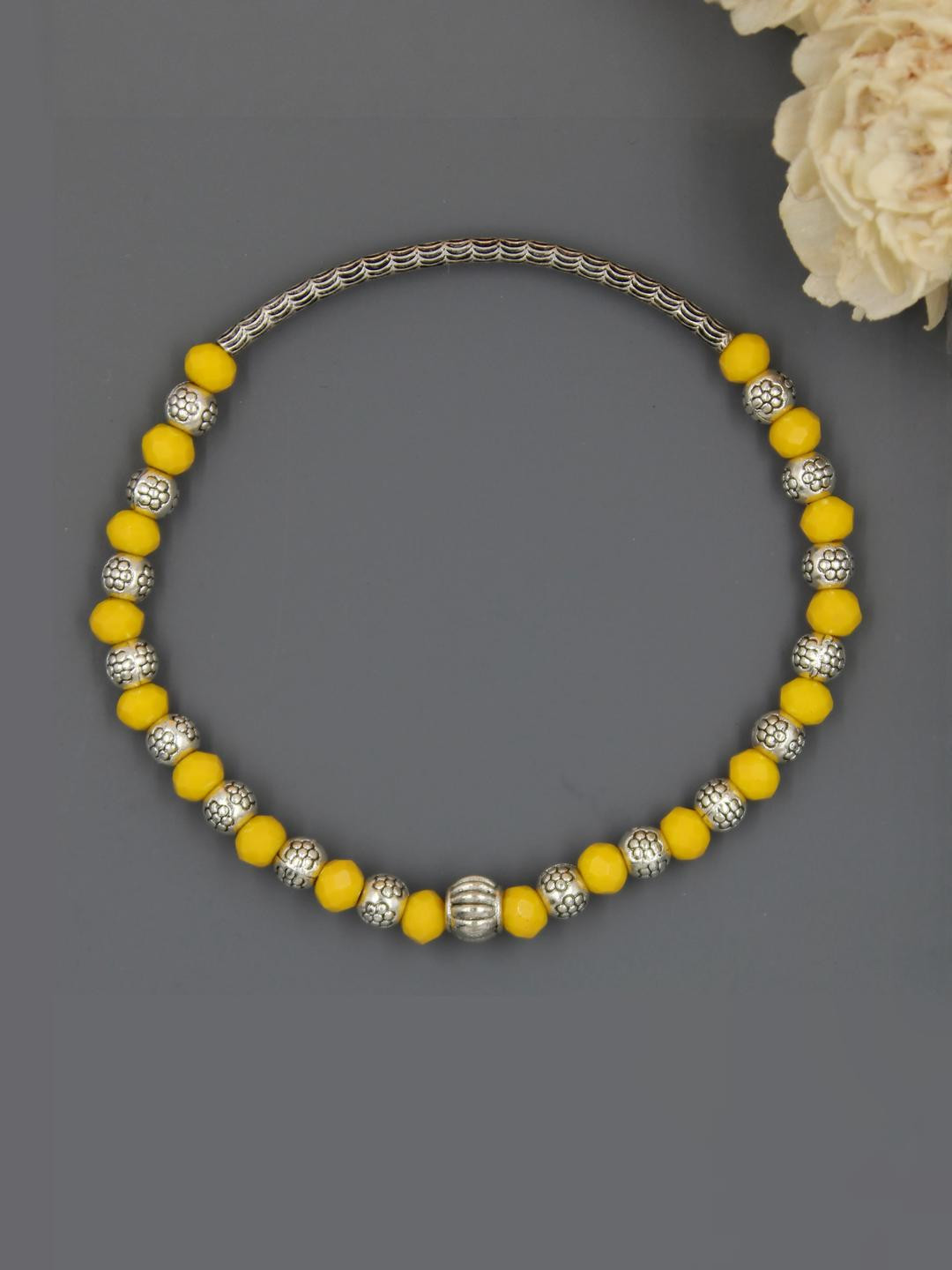 gurjari jewellers Women Yellow & Siler Beaded Bracelet