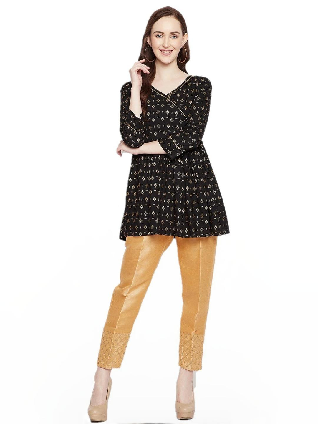 PINOVO Women Gold Toned Wrinkle Free Trouser