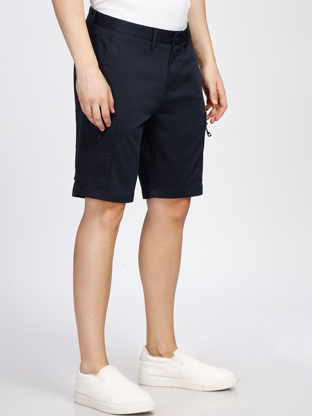 THREE DAYS Men Pioneer Regular Fit Mid-Rise Cotton Shorts