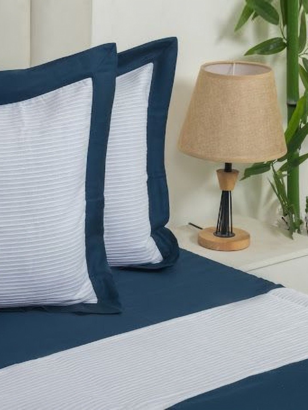 Triani Blue & White 400 TC Cotton Super King Bedsheet Set 2.74 m X 2.74 m