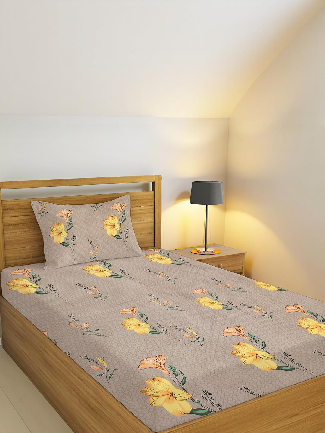 IVAZA Orange Floral 200 Microfiber Single