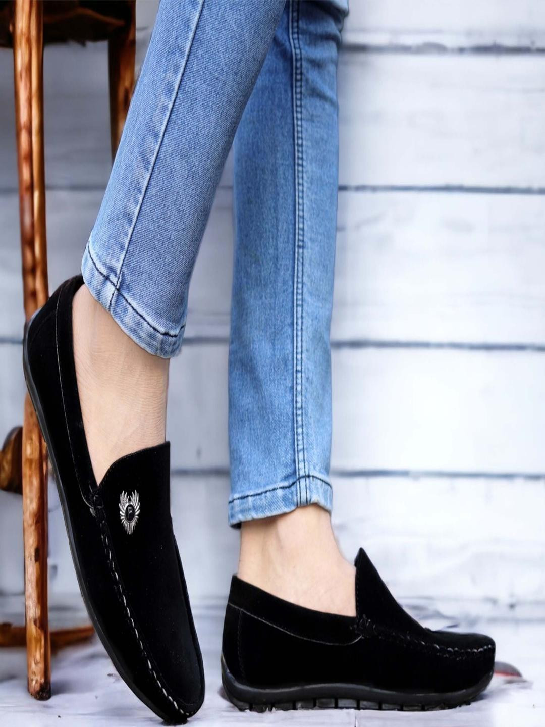 PLAYTOES Men Suede Loafers