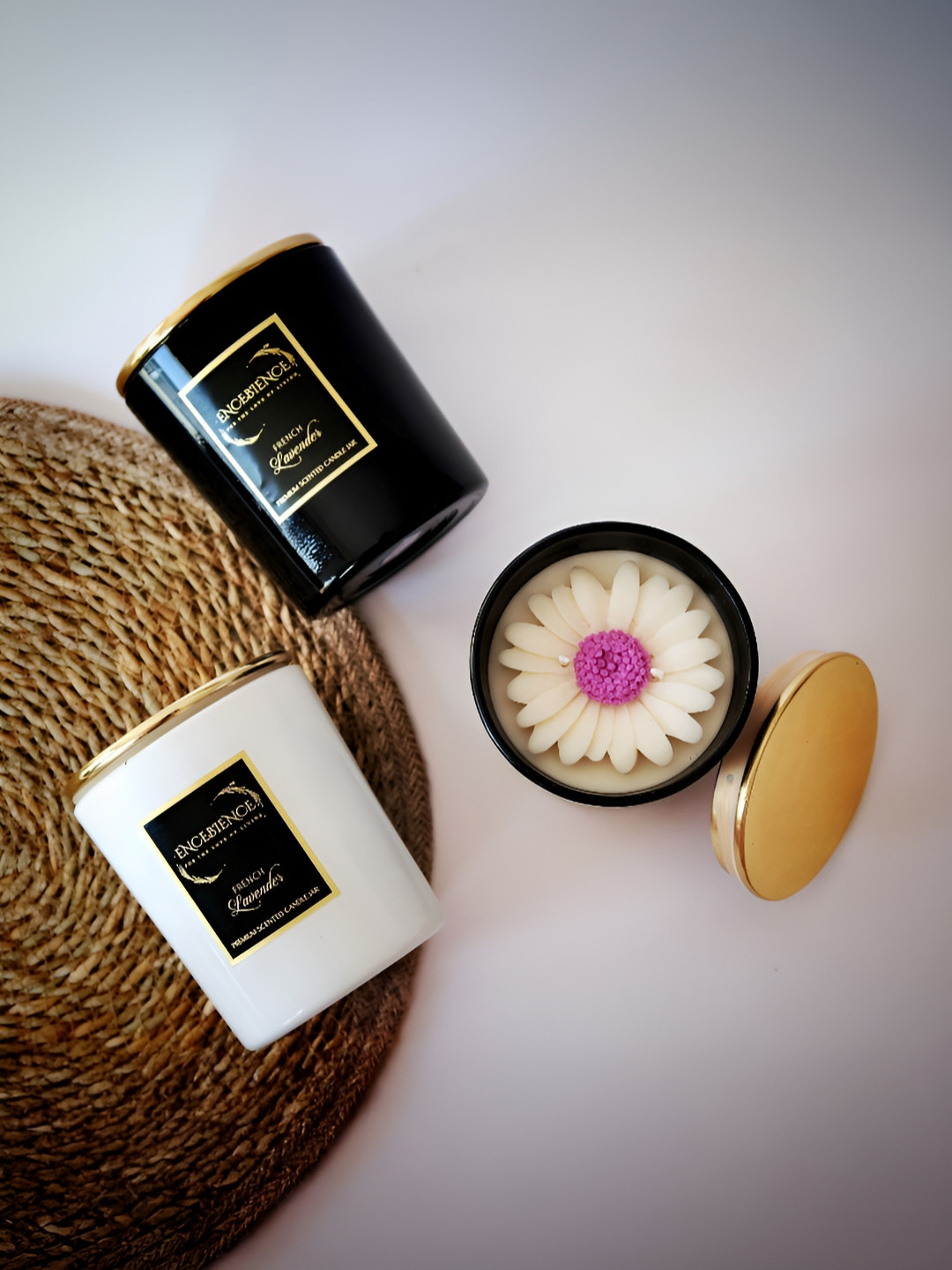 ENCEBIENCE Daisy Luxe Scented Candle in Glossy Black Jar - French Lavender