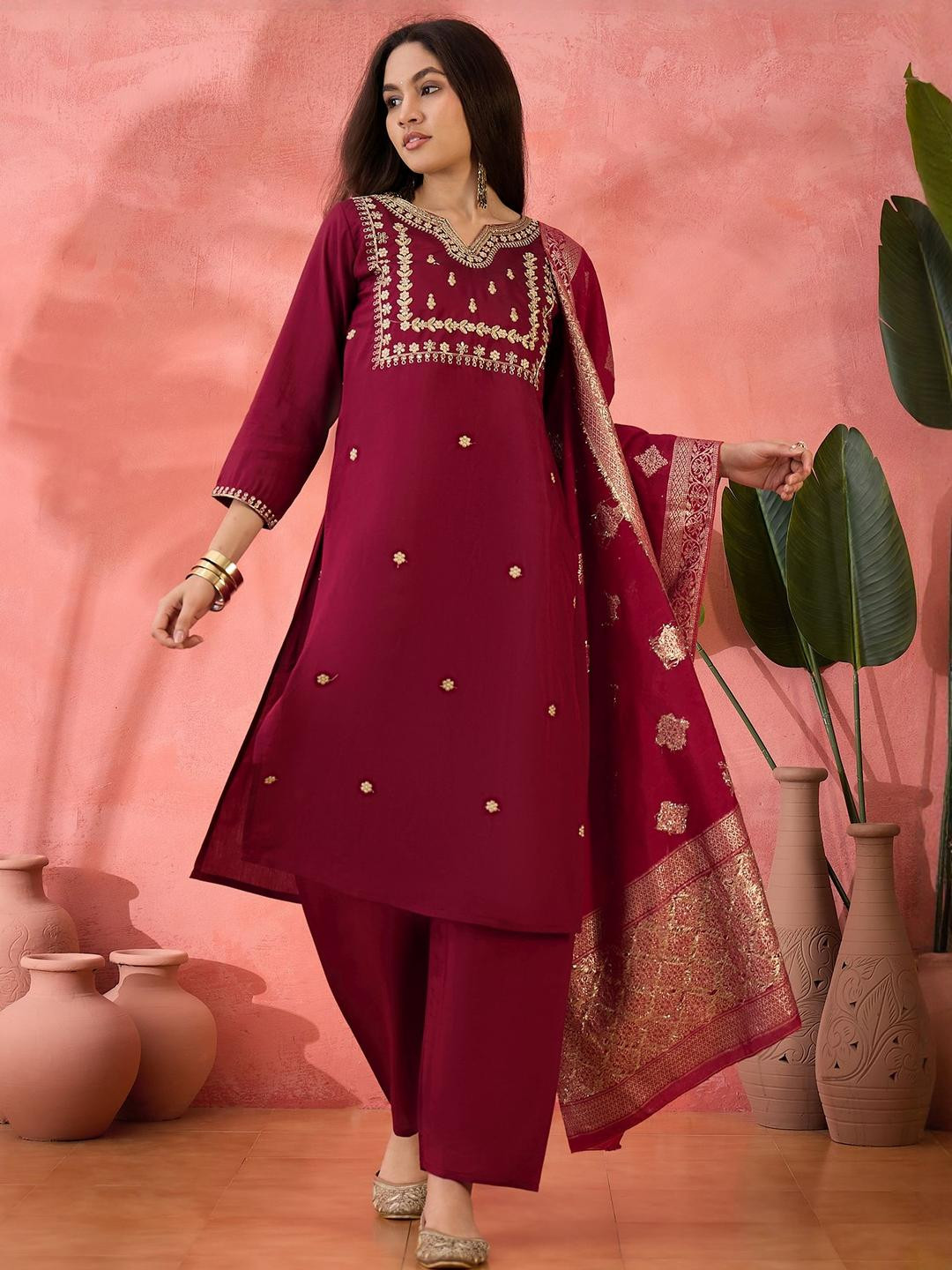 HERE&NOW Women Foral Embroidered Regular Kurta With Pyjamas & Dupatta