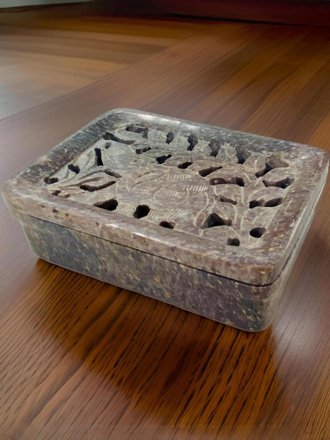 Altaica Natural Marble Soap Dish Holder