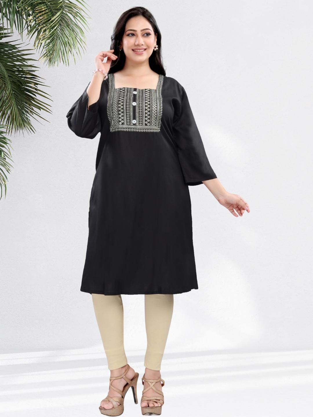 Avantrys Women Black Square Neck Printed Rayon Kurti