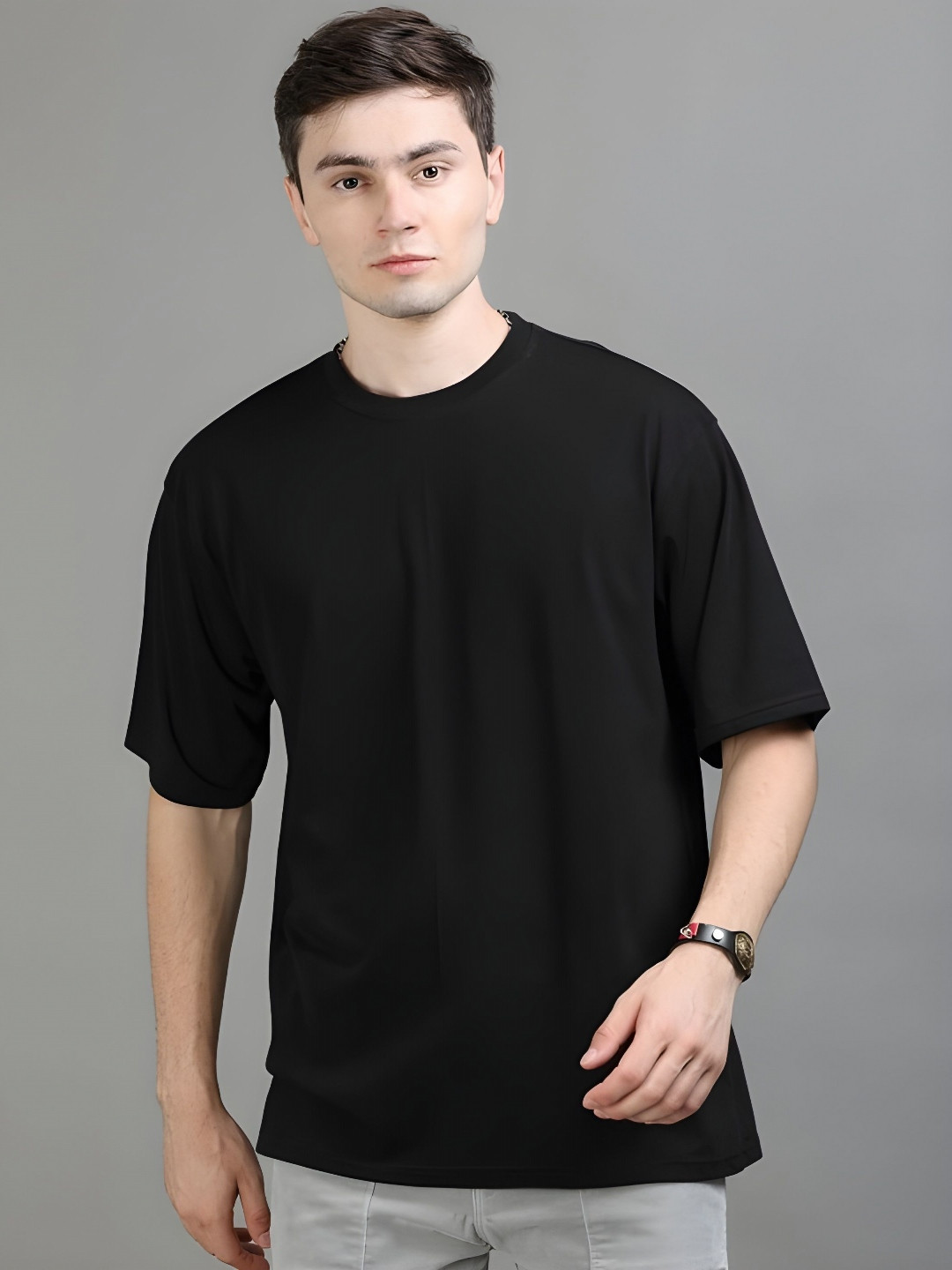 Streetsutra Oversized Black Round Neck T-shirt