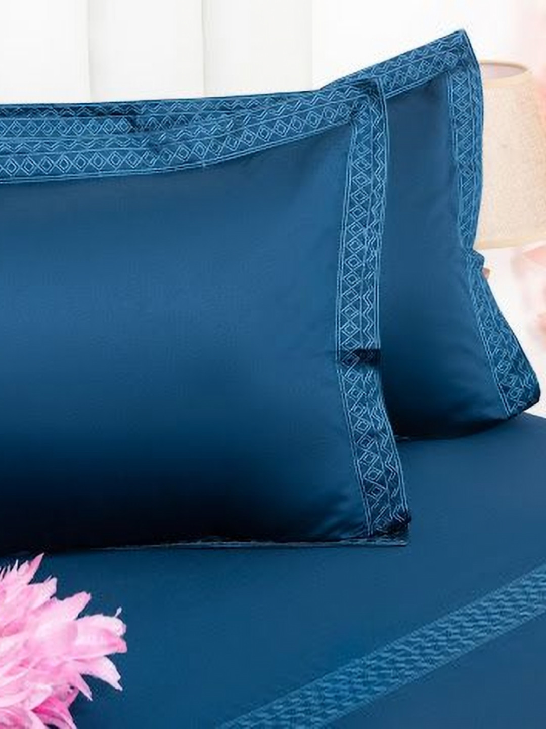 Triani Blue Geometric Cotton 600 TC Bedsheet Set 2.74 m X 2.74 m