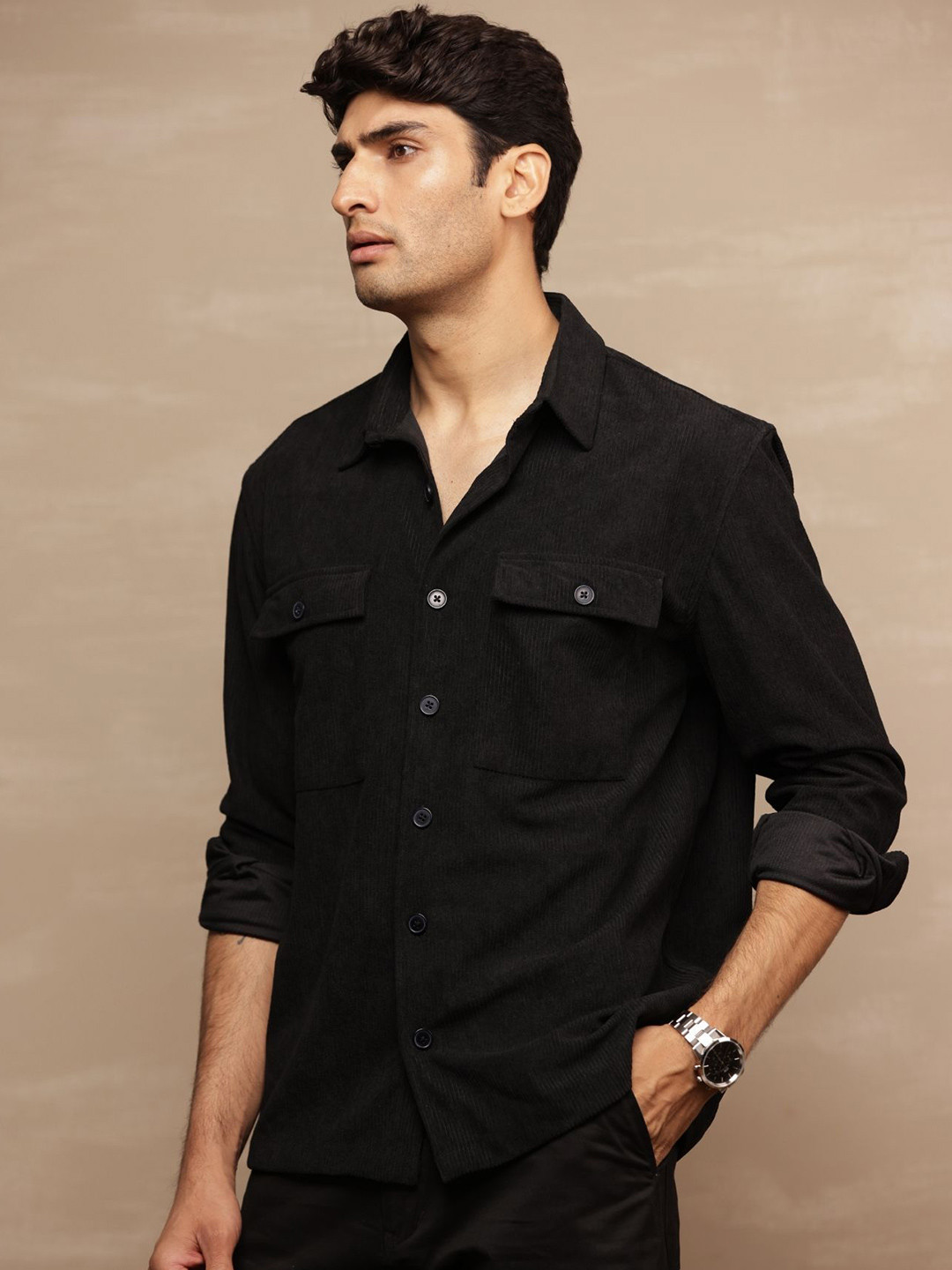 Uncluttered Closet Cotton Relaxed Spread Collar Casual Shirt