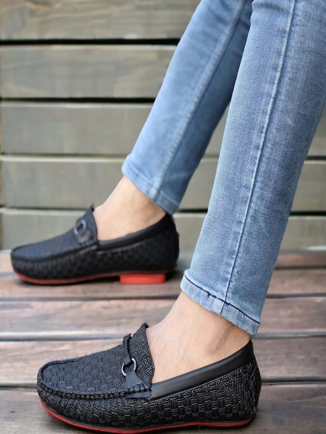 PLAYTOES Men Black Synthetic Loafers