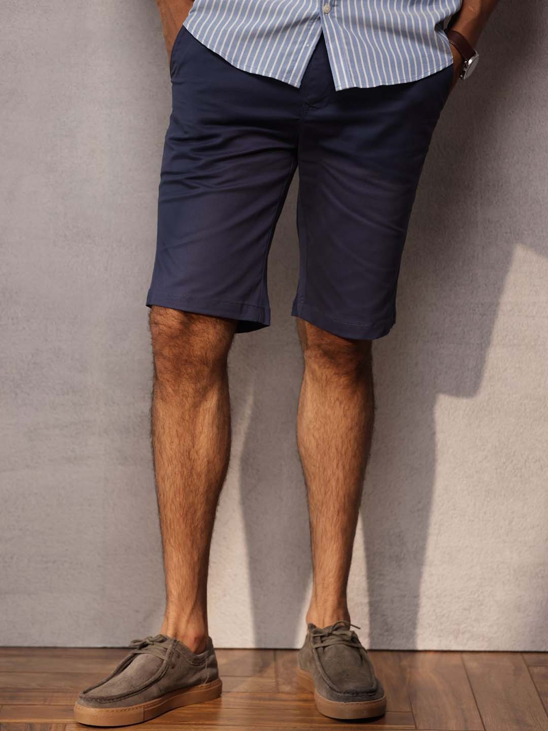Uncluttered Closet Men High-Rise Outdoor Chino Shorts