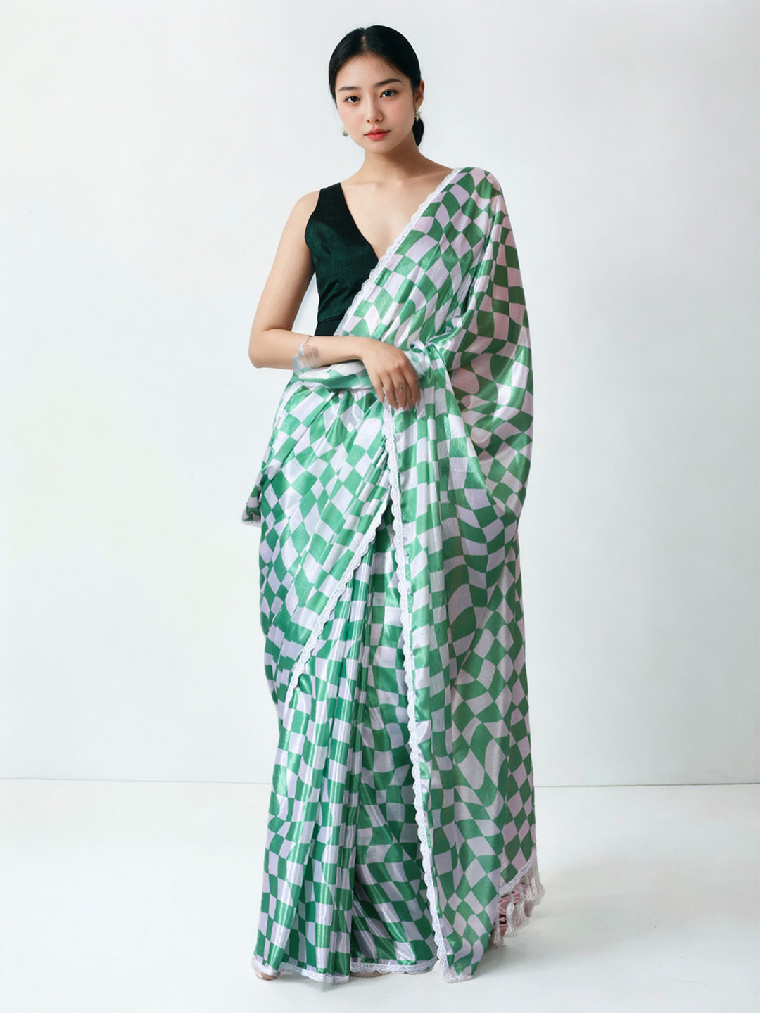 DIVASTRI Women Soft Chinon Contrast Blouse With Checked Saree