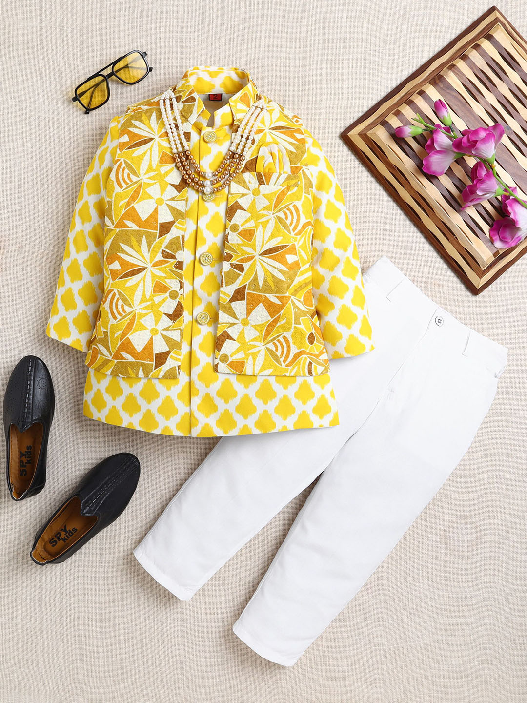ahhaaaa Boys Ethnic Motifs Printed Kurta with Pyjama & Nehru Jacket