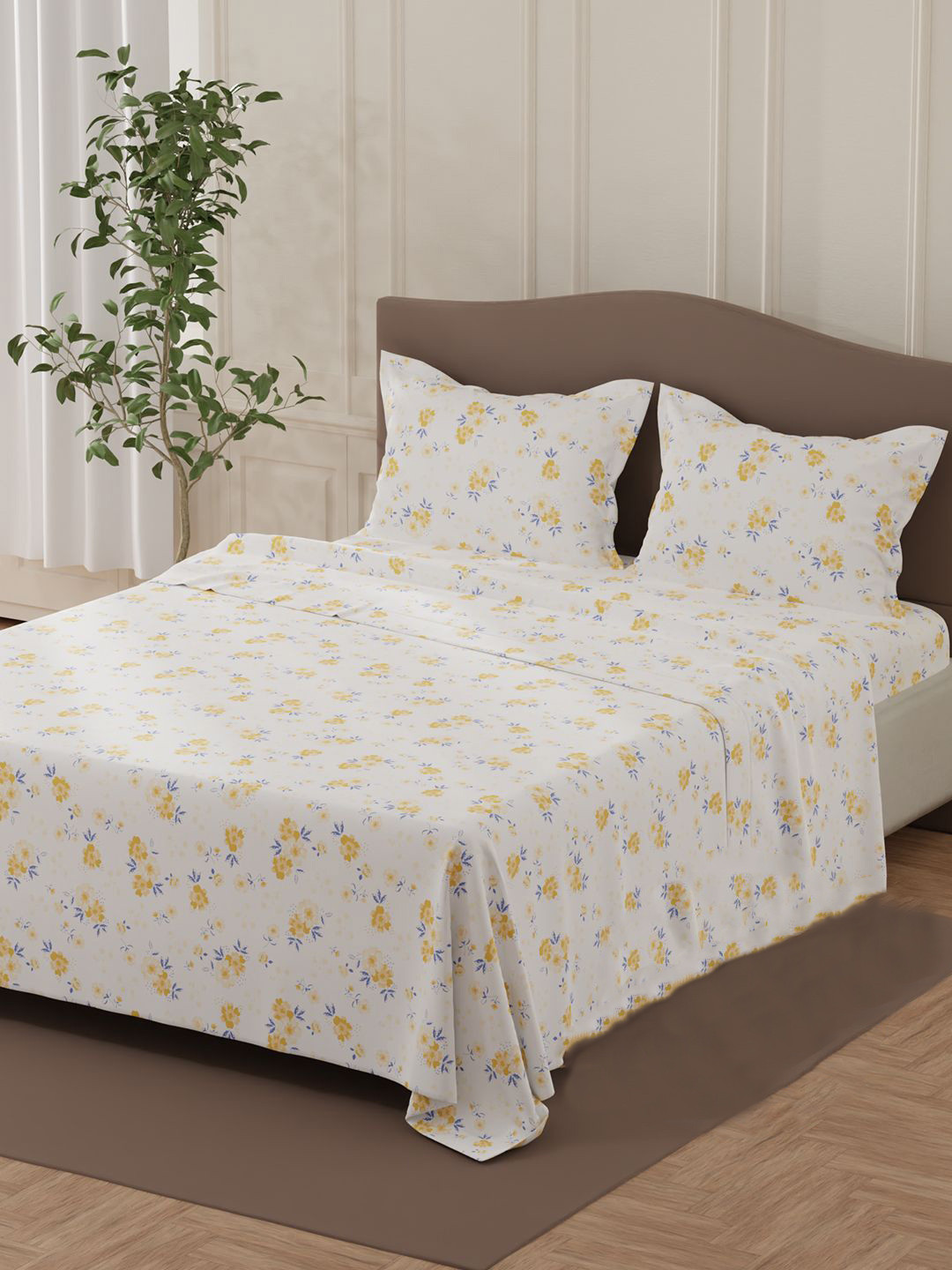 Layers White & Yellow Floral 140 TC Queen Bedsheet with 2 Pillow Covers