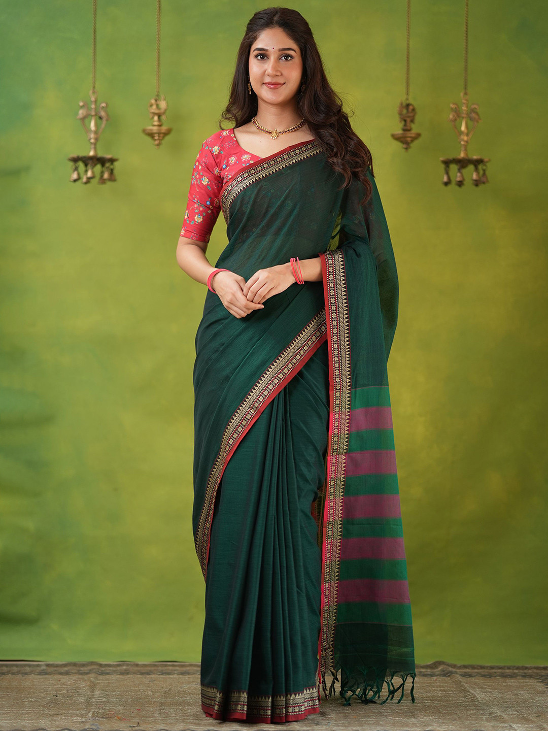 RAAG VARNAM Green Narayanpet Mercerized Cotton Saree