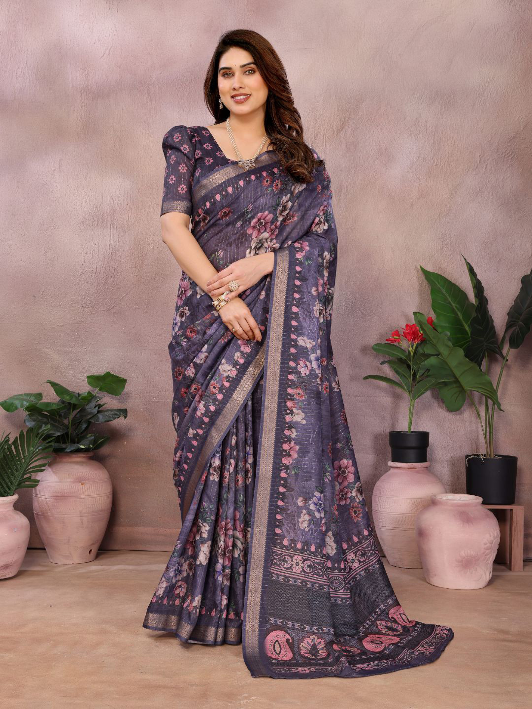 PEORA'S CLOSET Floral Zari Designer Saree
