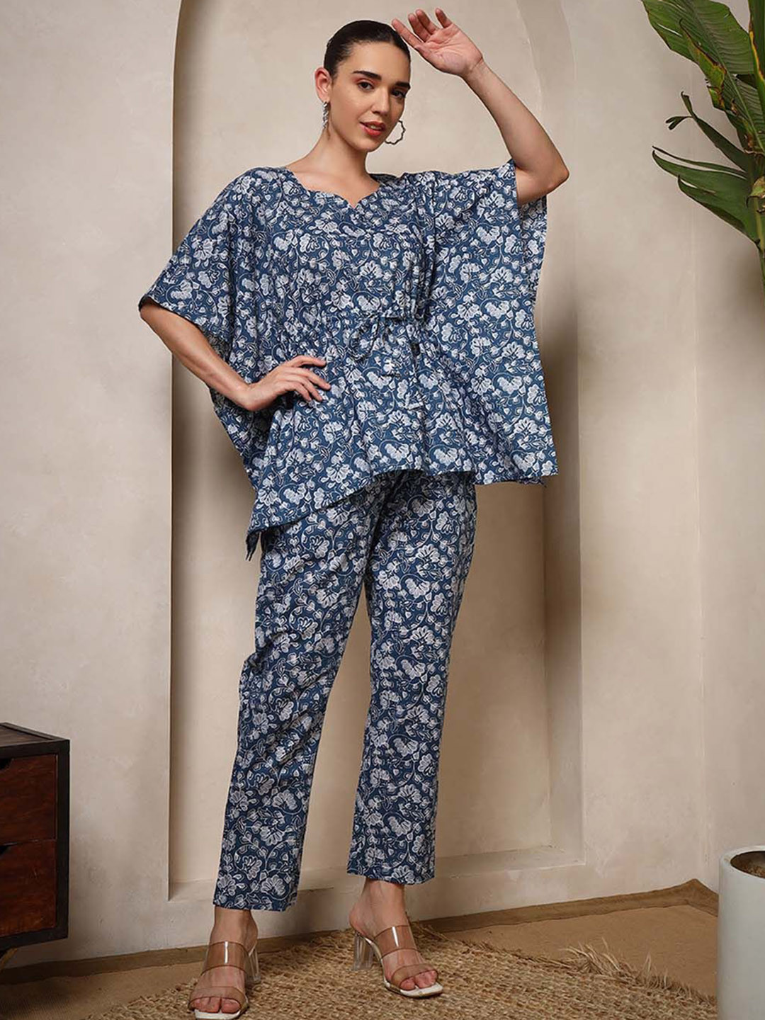Harts And Darts Floral Printed Top & Trousers Co-Ord Set