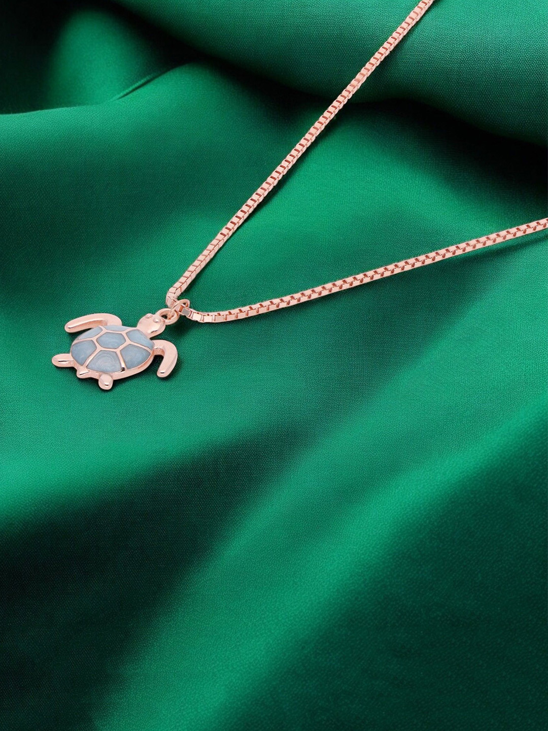 Crash.Club By CKC Silver Rose Gold-Plated Tortoise Pendant With Chain