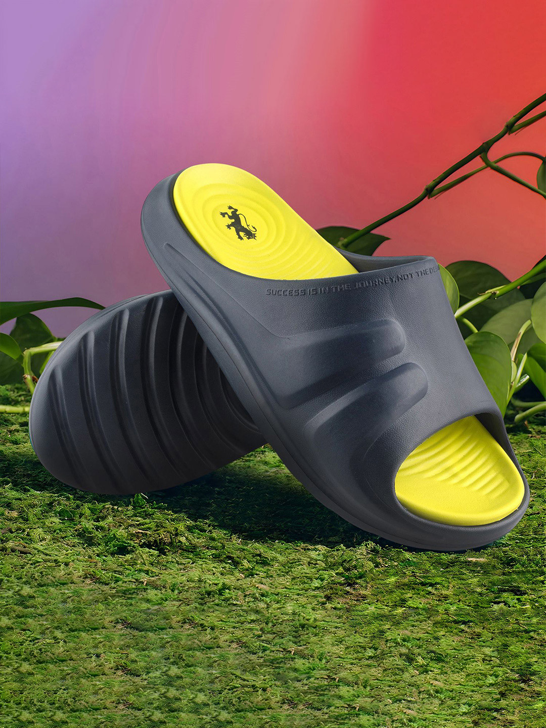 RedTape Solid EVA Comfort Sliders