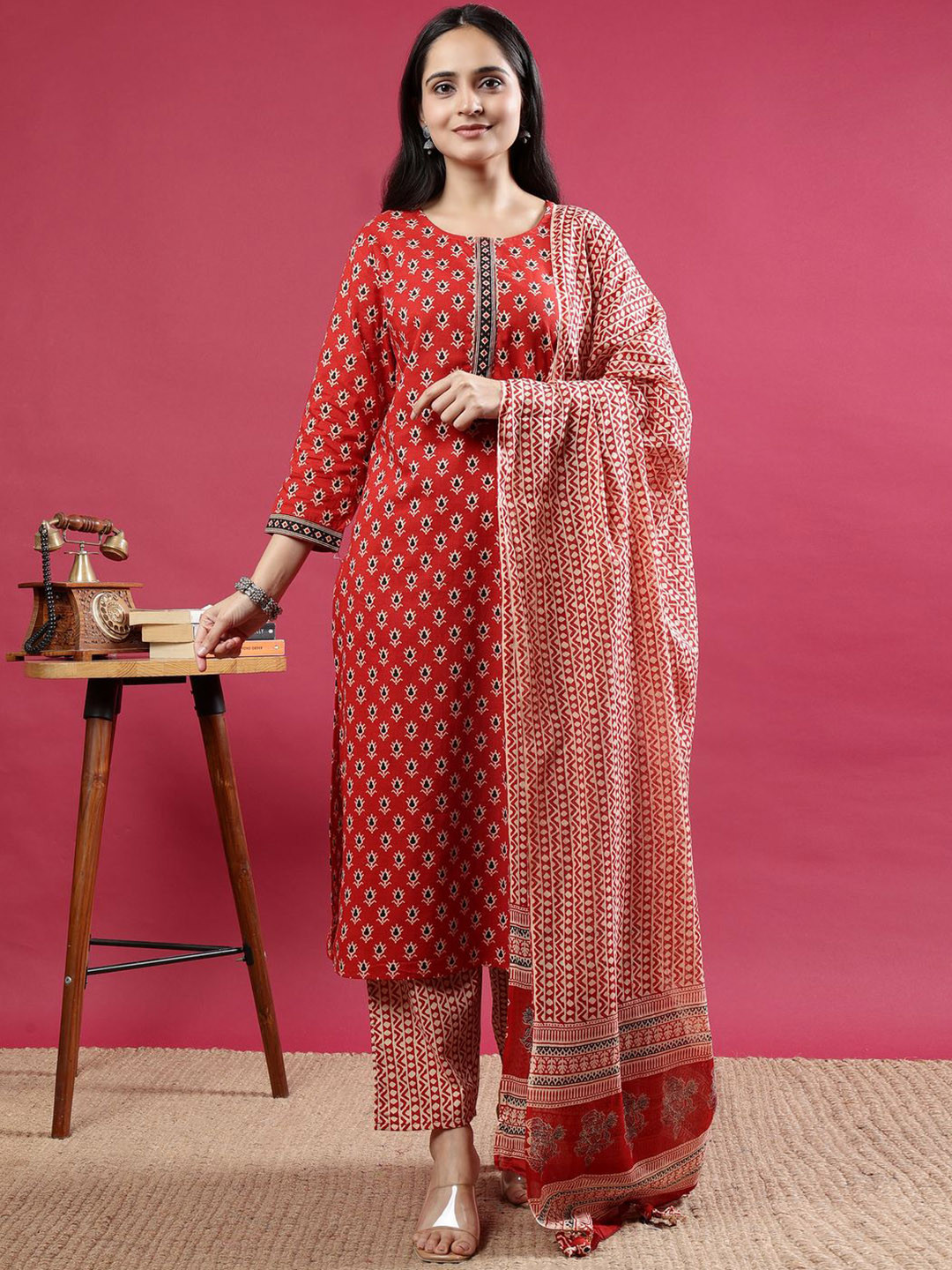 Polyglot Women Floral Printed Kurta with Trousers & Dupatta