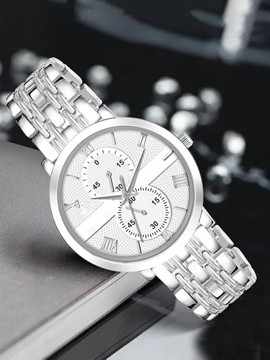 JUST LIKE Unisex Dial & Bracelet Style Straps Analogue Watch 883 Blue Tigada Smart belt