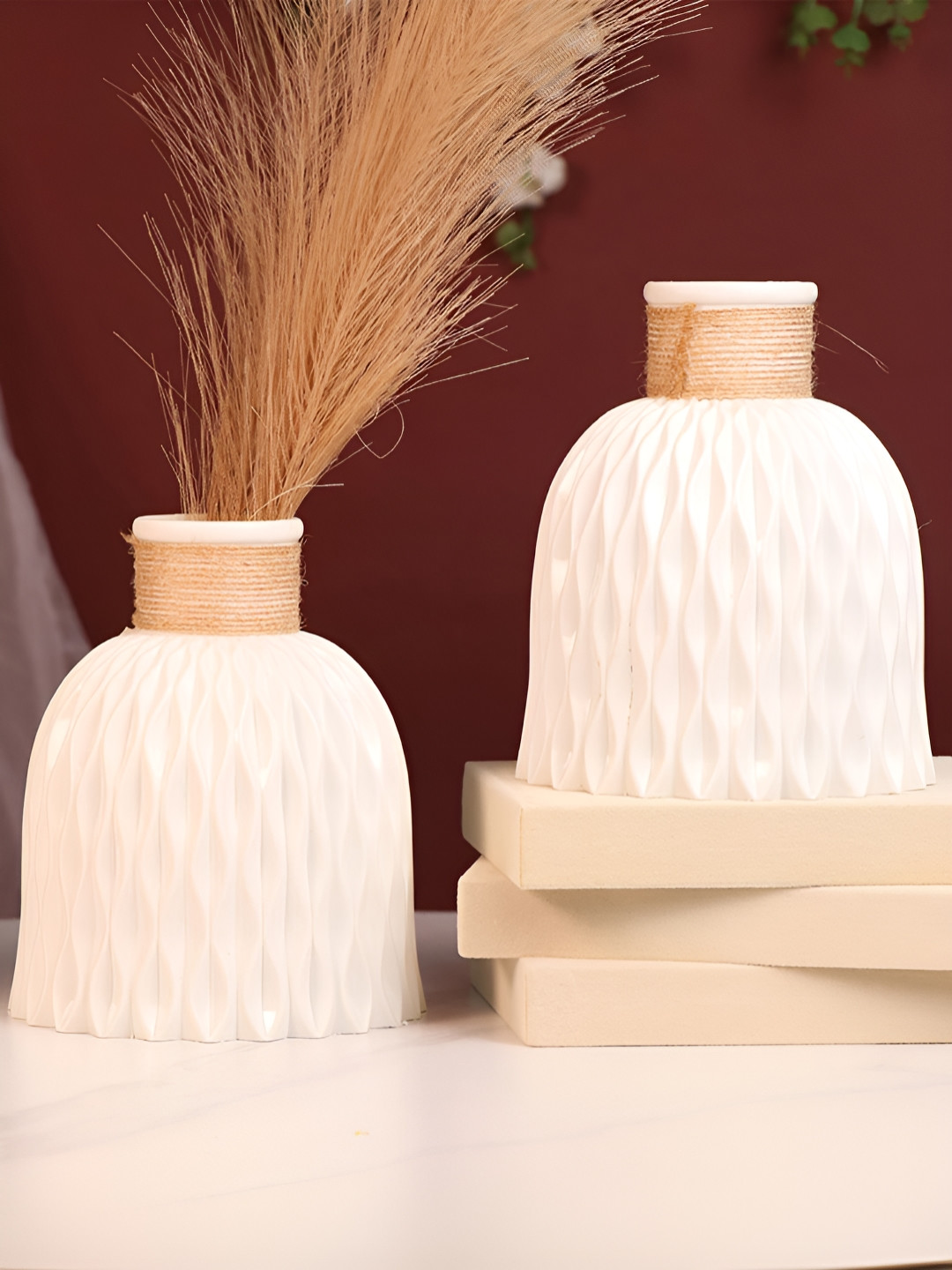 Art Street 2-Pcs White Textured Durable Twisted Geometric Flower Vase