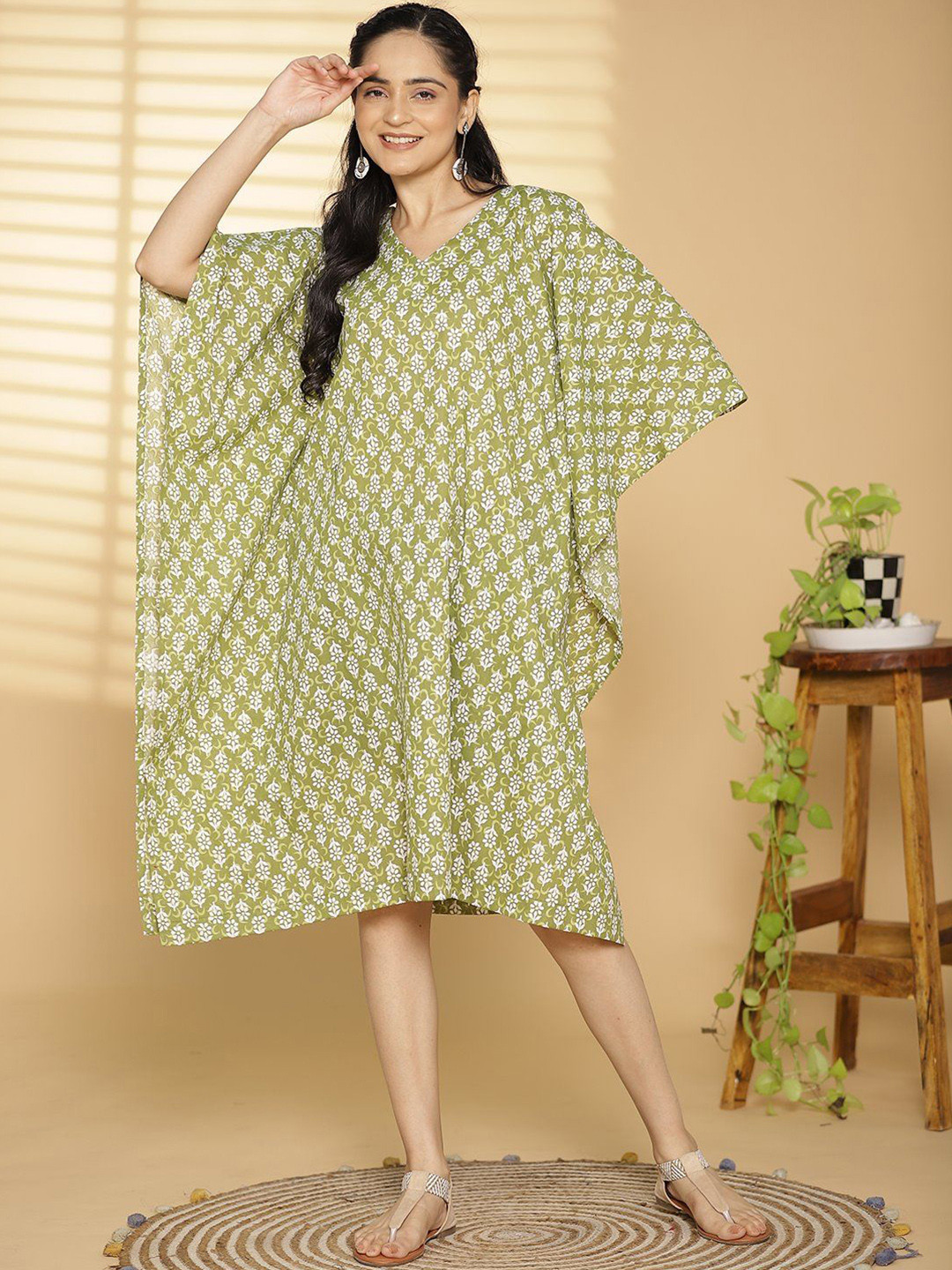 LetsDressUp Women Floral Print Flared Sleeves Long Kaftan Dress