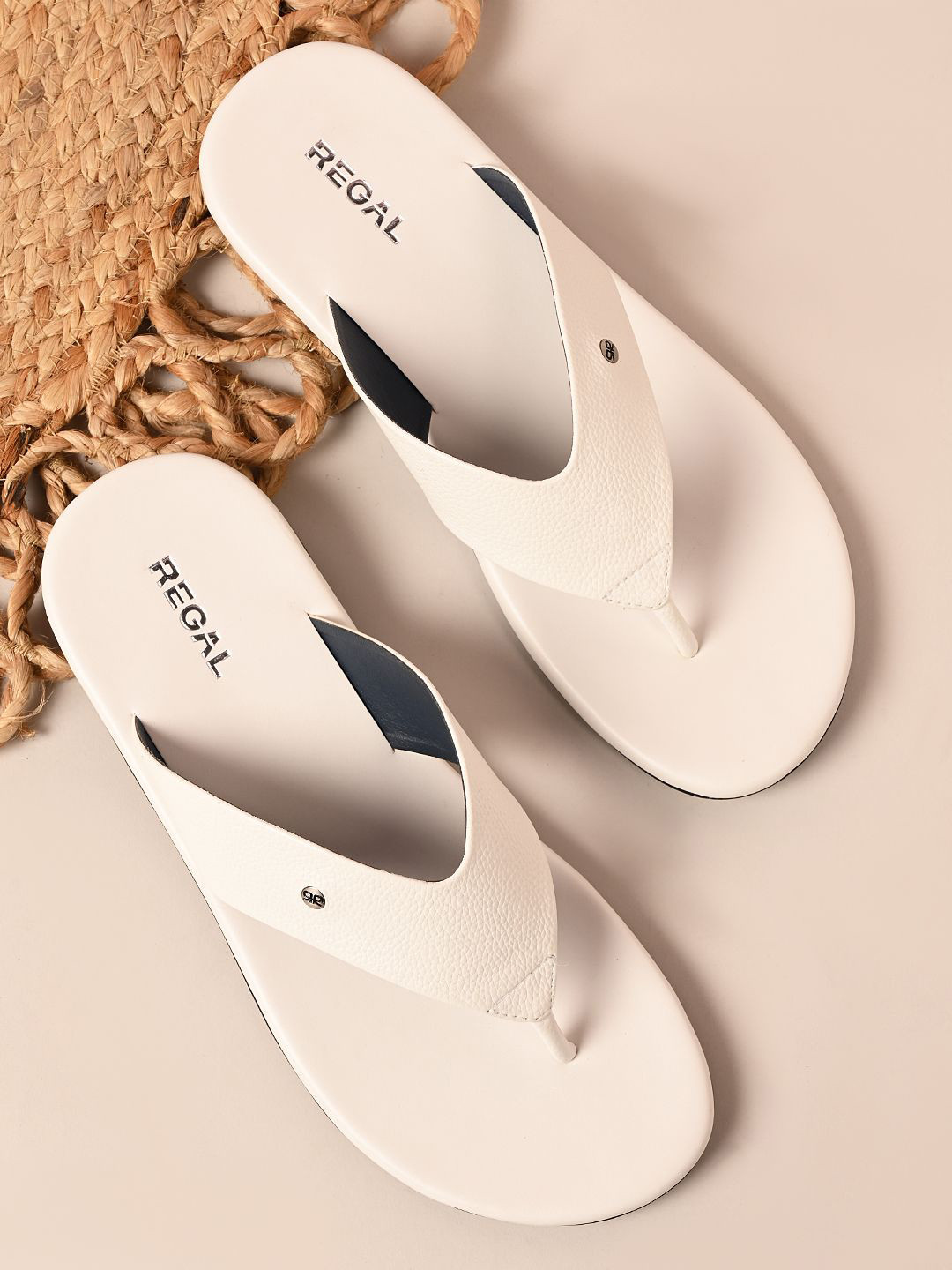 Regal Men Solid Classic Leather Comfort Sandals