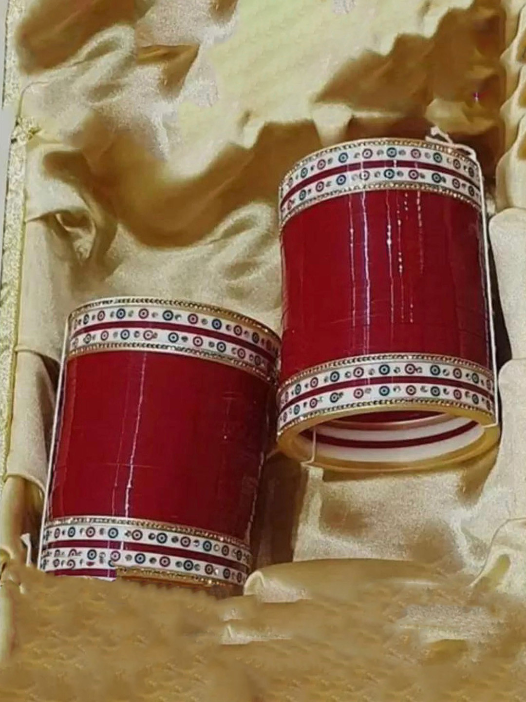 Unique dream Set Of 2 Bangles
