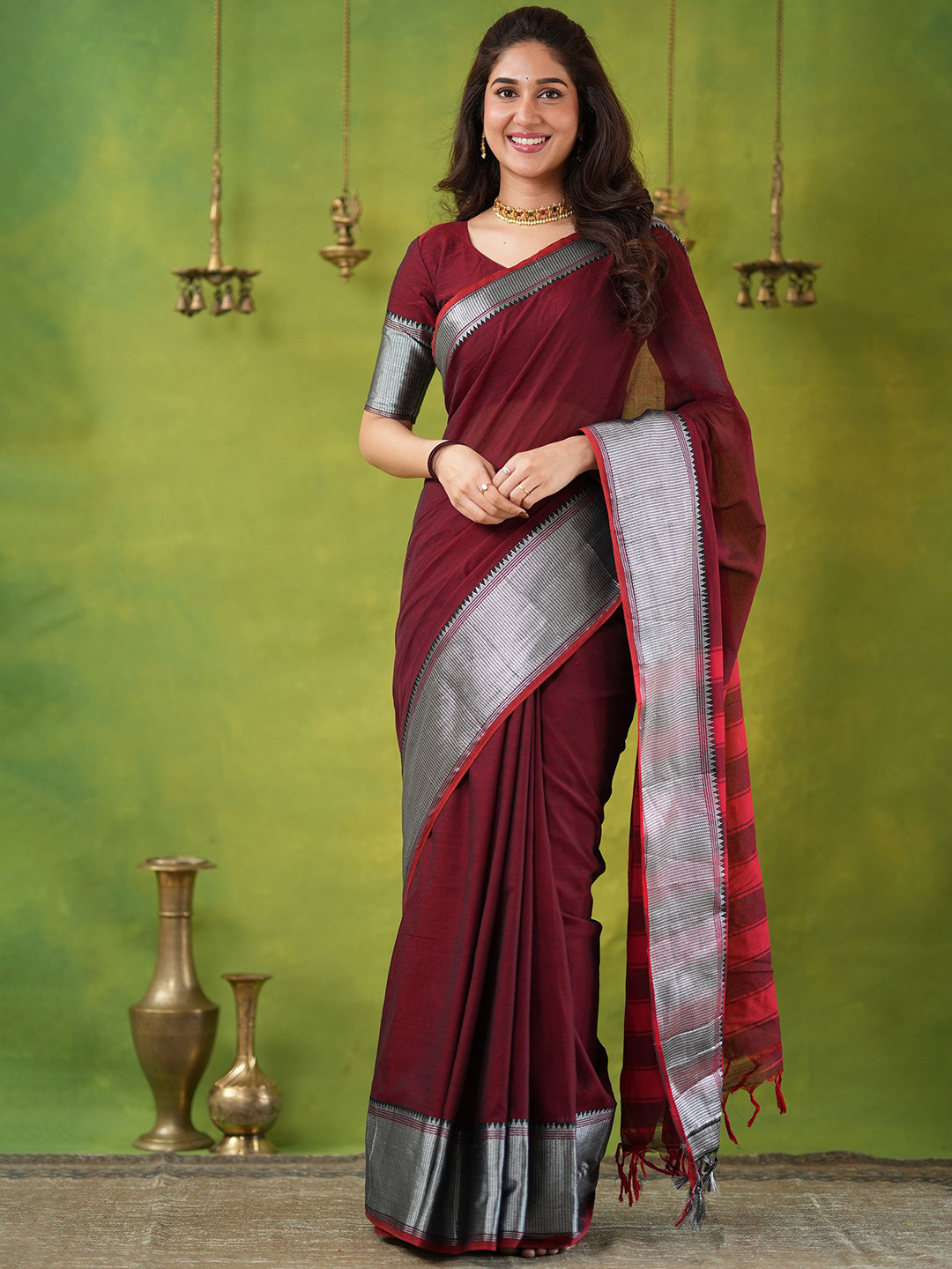 RAAG VARNAM Maroon Narayanpet Mercerized Cotton Saree